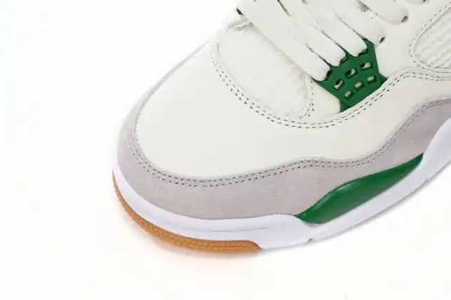 Bmlin Shoes 4 Retro Pine SB Jordan DR5415-103 Green 0506